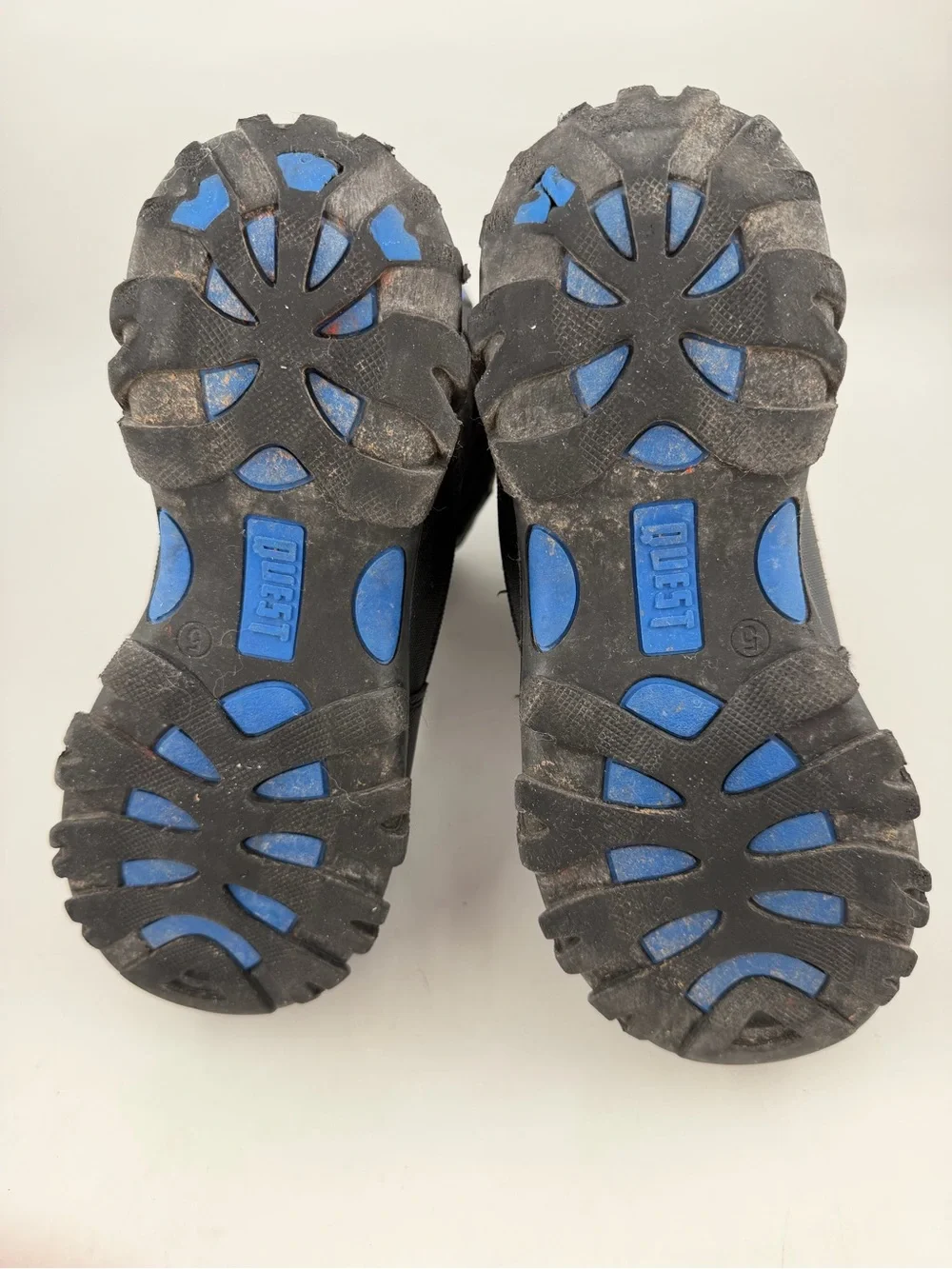 Quest Kids Menace -SZ 5Y-Black Blue 100g 3M Thinsulate Outfoor Winter Snow Boot